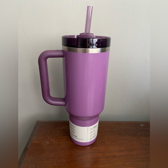 NWT Stanley Quencher H2.0 Tumbler - Picture 2 of 6